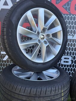 Škoda Superb 3 - 215/55 R17 - LETNí ORIGINÁLNÍ SADA - 4