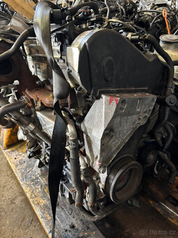Motor Škoda VW 1,6Tdi 77kw CAY - komplet nastrojený - 4