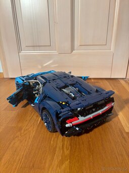 Lego 42083 - Bugatti Chiron (krabica + návod) - 4