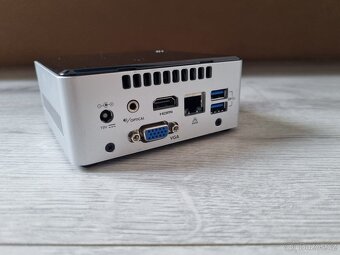 Micro pc Intel NUC NUC5CPYH Celeron N3050, 4GB, 128GB - 4
