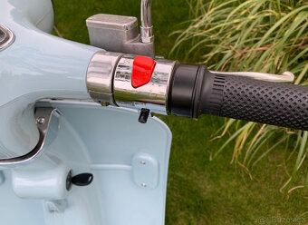 Elektroskútr Sunra - ideální dárek k vánocům, STK do 2030 - 4