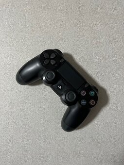 PlayStation 4 Pro - 4