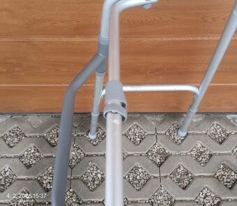 Chodítko pevné kloubové skládací - 4