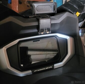 Držáky mob.telefonu pro MOTORKÁŘE - 4