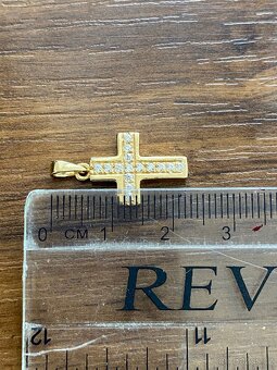 Zlatý přívěsek - 4