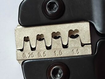 Konektorovací kleště. - 4