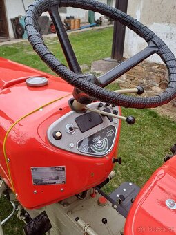 Traktor Zetor - 4