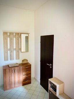 Pronájem 2kk 64m2 Milovice - 4