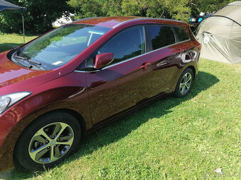 Hyundai i30 kombi 1.6 CRDi 81kW 39033 Km - 4