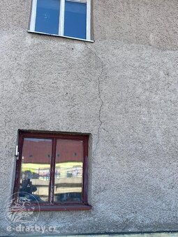 Rodinný dům se zahradou, obec Hrochův Týnec, okr. Chrudim - 4