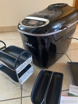 Domácí pekárna Tefal - 4