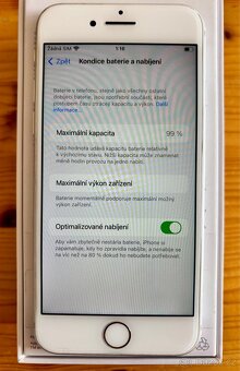 Apple iPhone 8 64GB - 4