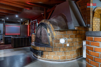 Prodej restaurace, stravování, 2100 m², Černotín - 4