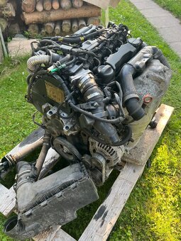 Motor z citroena c4 2006, 66kw 1.6 tdi, 260 000 km najeto - 4