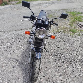 Suzuki GS 500e - 4