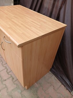 Skříňka - 4