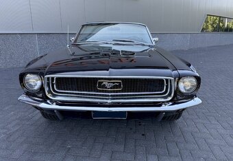 Ford Mustang Convertible z roku 1968 - 4