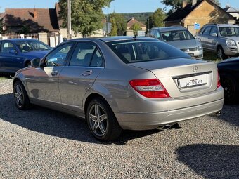 Mercedes-Benz C230 V6 150kw AUTOMAT / NAVI / ALU / - 4
