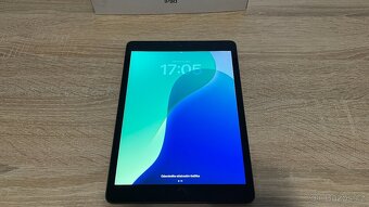 Apple iPad 8. generace 10,2" 32GB - 4