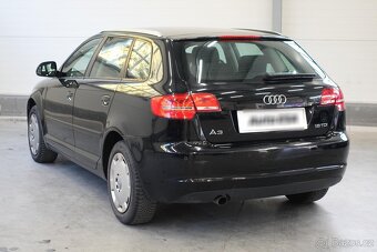 Audi A3 1.6tdi ,  77 kW nafta, 2010 - 4