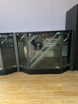 Starsi zachovali nábytek - 4