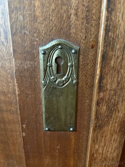 Secesní skříně - 4