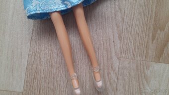 02 - Panenka "BARBIE" + náhradní šaty - 4