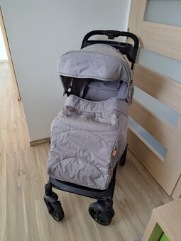 Sportovní kočárek - 4