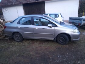 Honda city 1,3 benzín 2007 - 4