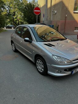 Peugeot 206 - 4