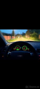 Prodám ford mondeo na náhradní díly - 4