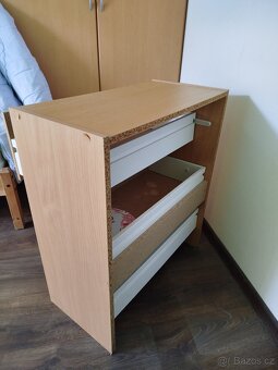 Komoda - 4