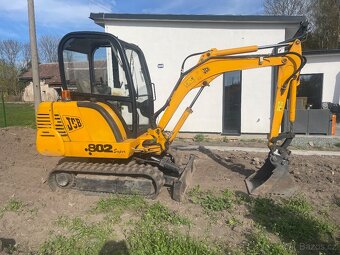 Půjčení bagru JCB 2,5t - 4