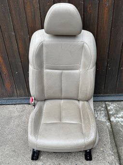 Kožené sedačky Nissan X-trail T32 / díly - 4