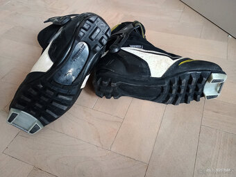 Prodám boty na běžky fisher JR Combi vel. 39-40 - 4