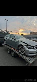 BMW E90 325i Veškeré díly - 4