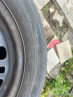 Letní kola 195/55/r15 85H ET 43 6Jx15 + originál poklice - 4