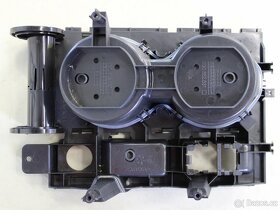 VW Passat B8/ Arteon držák nápojů 3G0862531H 81V - 4