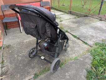Sportovní kočárek - 4