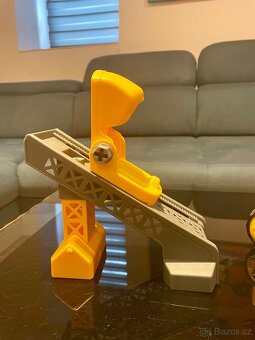 Šroubovací bagr s posuvným pásem REZERVOVÁNO - 4