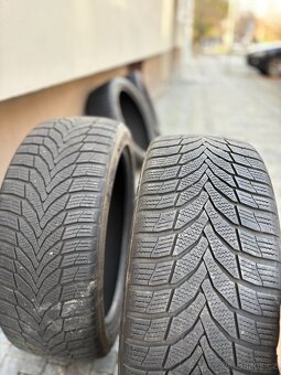 Zimní pneu 215/45 R18 - 4