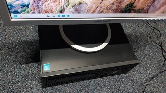 PC sestava HP EliteDesk 800G1 SFF + 20"monitor Samsung - 4