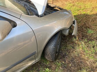 Škoda Octavia 1.9 diesel - havarovaná - 4