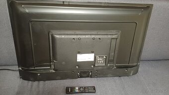 Hyundai 43" Smart TV - 4