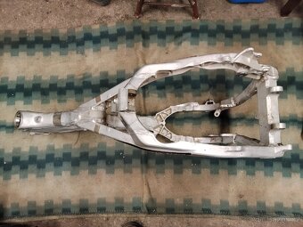 Prodám rám Yamaha YZF250 - 4