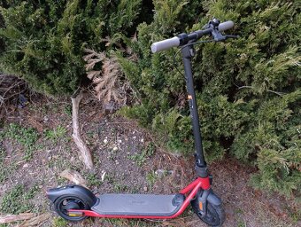 Elektrokoloběžka nineboot D18E - 4