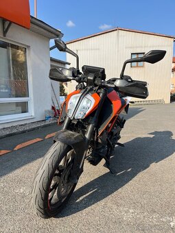 KTM Duke 125 - 4
