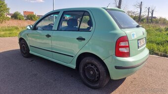 Škoda Fabia 1.4 50 kw, hráškově zelená - 4