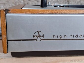 Gramofon Tesla NC 440 - na ND - 4