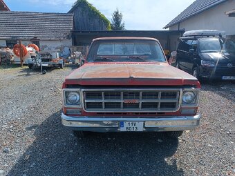 GMC Sierra Grande US veteran, V8 - 4